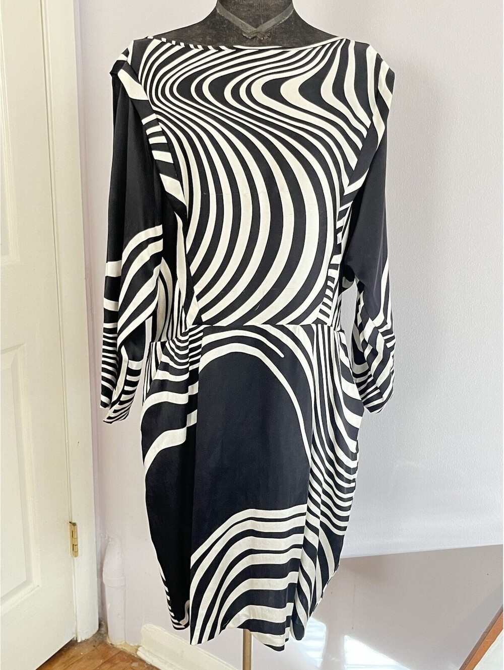Cache Women's Dress Vtg Silk Blend B/W Mod Op Art Swirl Sheath 90s Y2K Sz 14 WOW